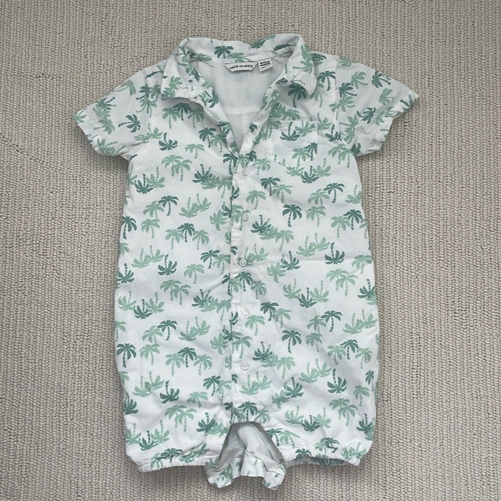 Janie & Jack toddler boy Palm Tree button down romper. THE CUTEST! 18-24months